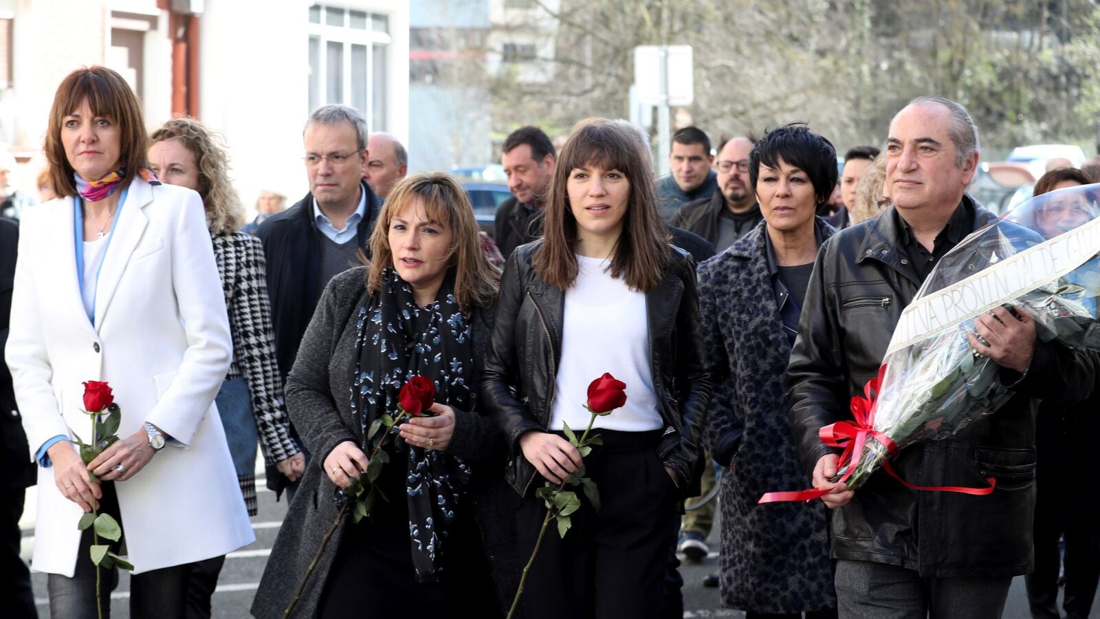 La izquierda abertzale acude por primera vez al homenaje a Isaías Carrasco, el exedil asesinado por ETA 