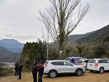 Mossos d'Esquadra durante la reconstrucción Mossos d'Esquadra durante la reconstrucción