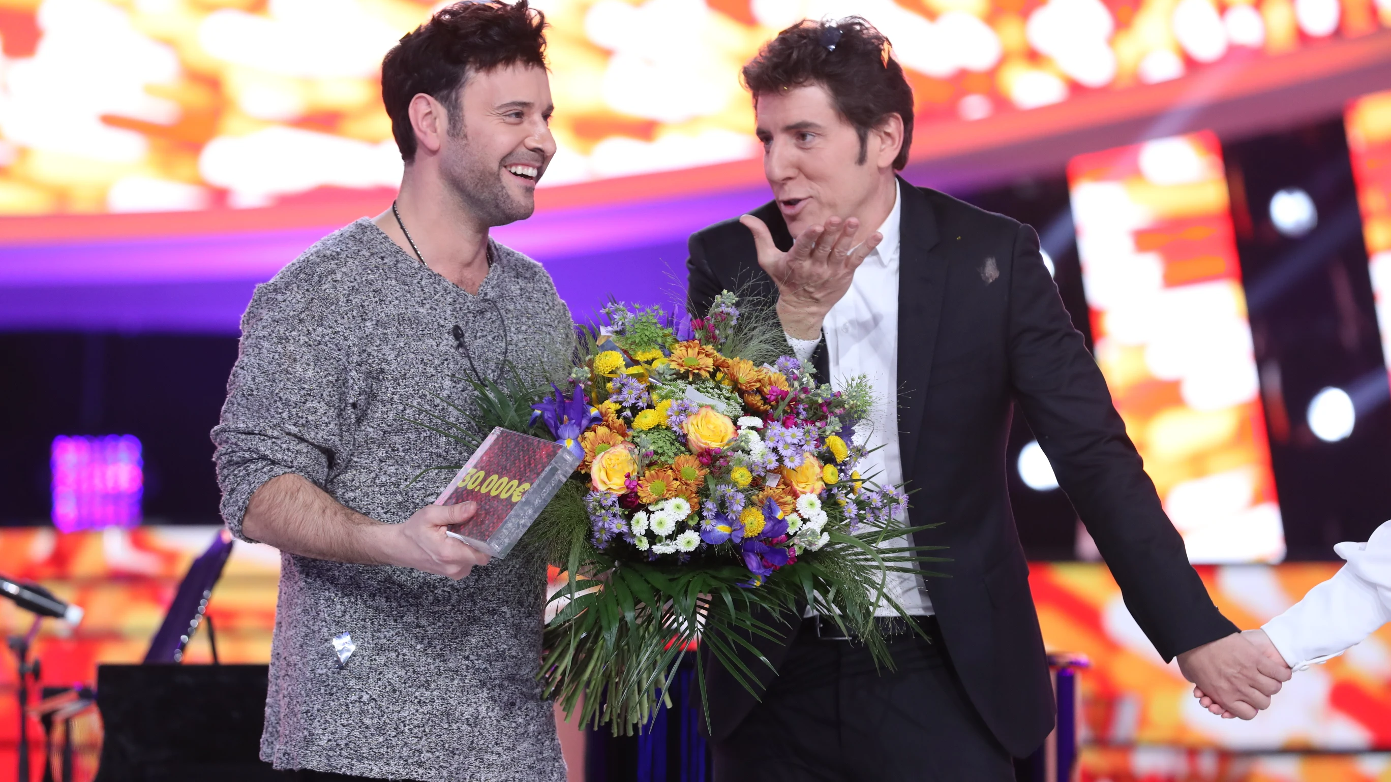 Miquel Fernández se proclama como ganador de la sexta edición de ‘Tu cara me suena’ con su gran imitación de Pablo López Miquel Fernández se proclama como ganador de la sexta edición de ‘Tu cara me suena’ con su gran imitación de Pablo López