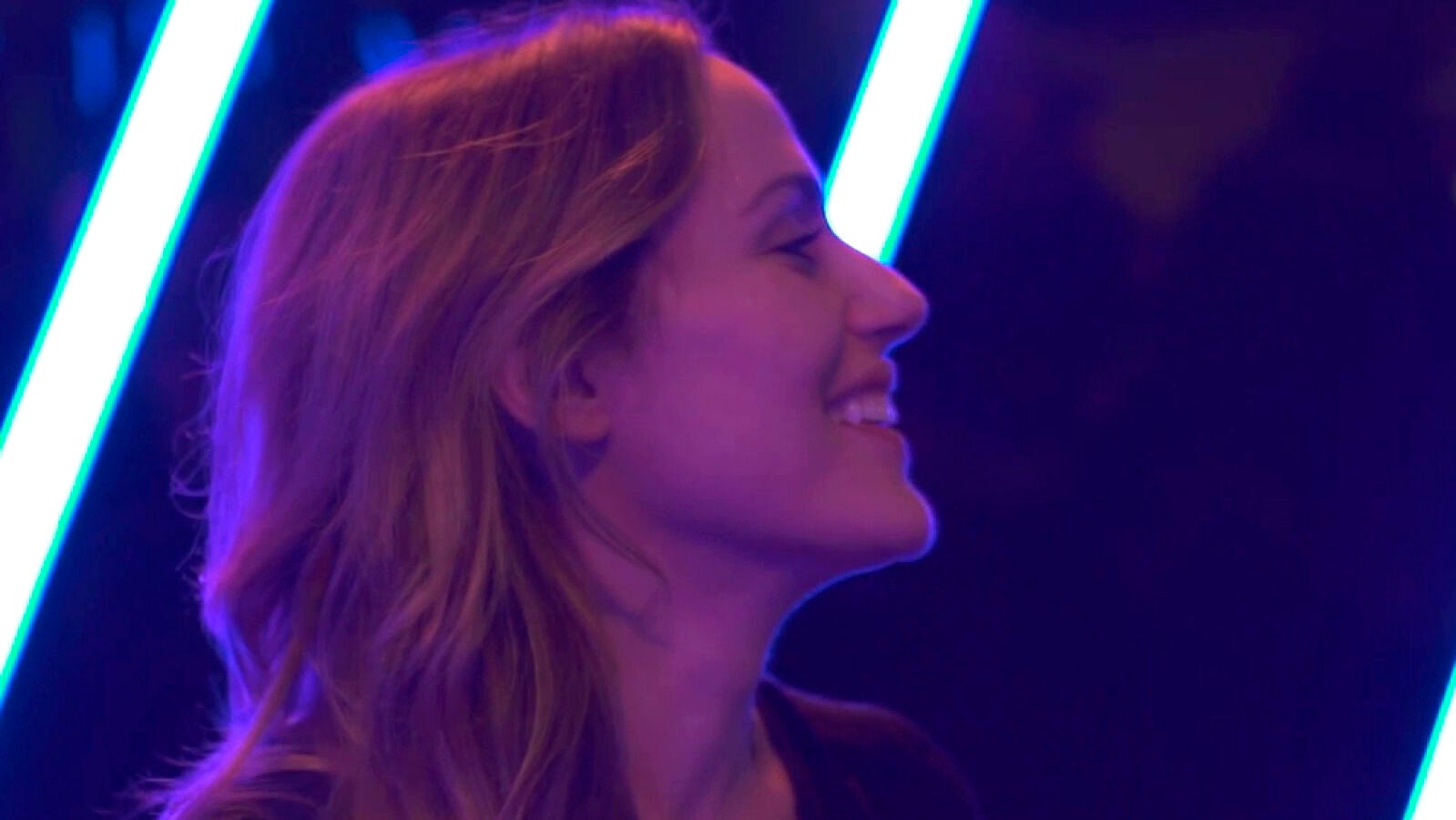 Una emocionada Irene Montalà vive desde el público la victoria de su pareja Miquel Fernández en la gran final de la sexta edición de 'Tu cara me suena'