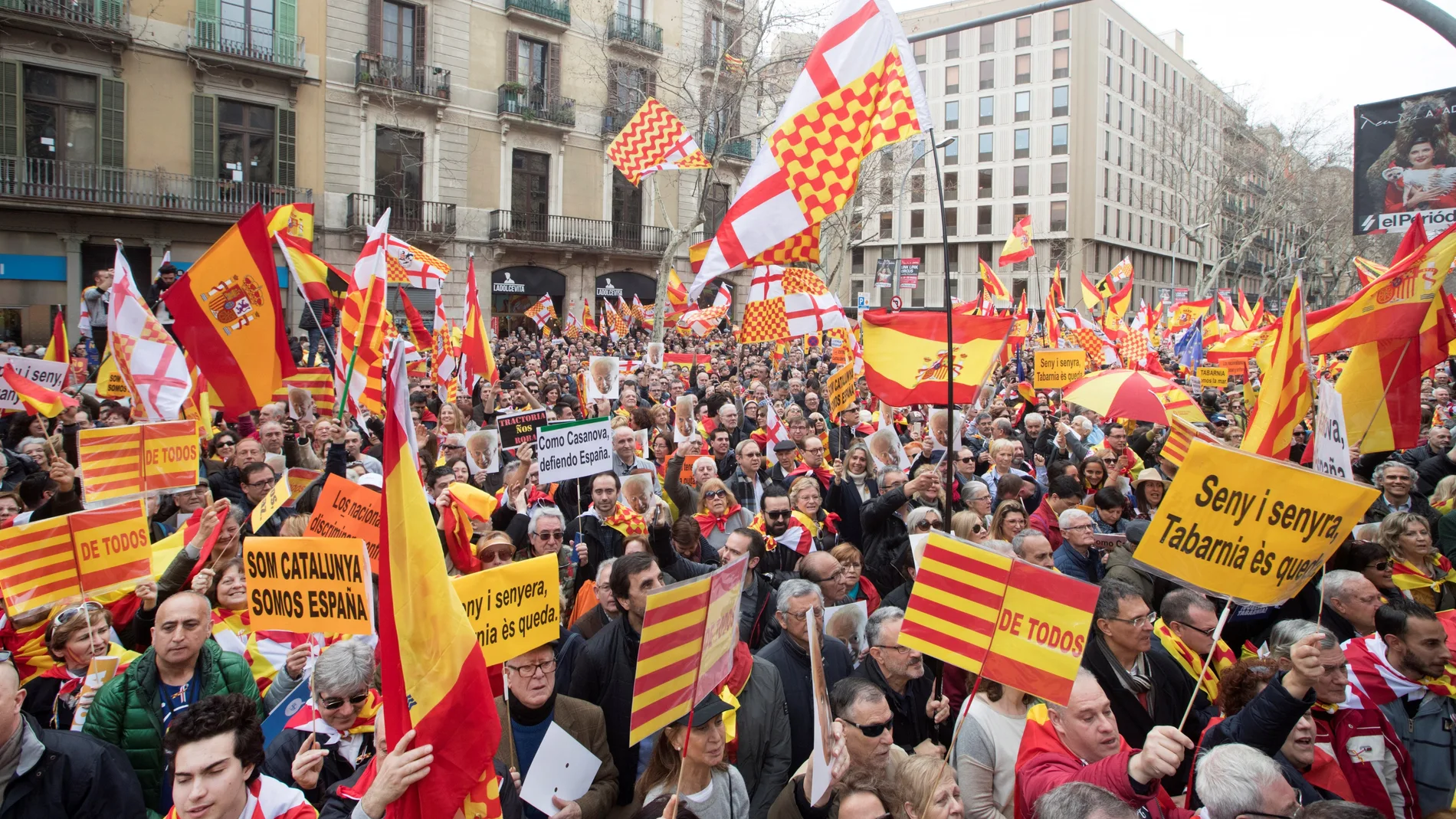 La Plataforma por Tabarnia durante su movilización en Barcelona La Plataforma por Tabarnia durante su movilización en Barcelona