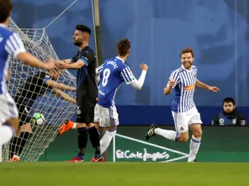 Illarramendi celebra su gol contra el Alavés Illarramendi celebra su gol contra el Alavés