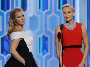 Amy Schumer y Jennifer Lawrence Amy Schumer y Jennifer Lawrence