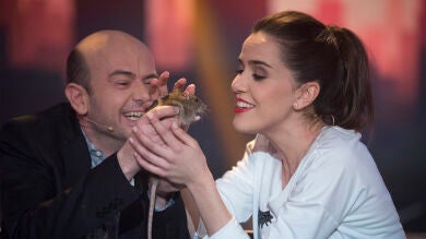 Roko, encandilada con una mascota un tanto peculiar en 'Hipnotízame'