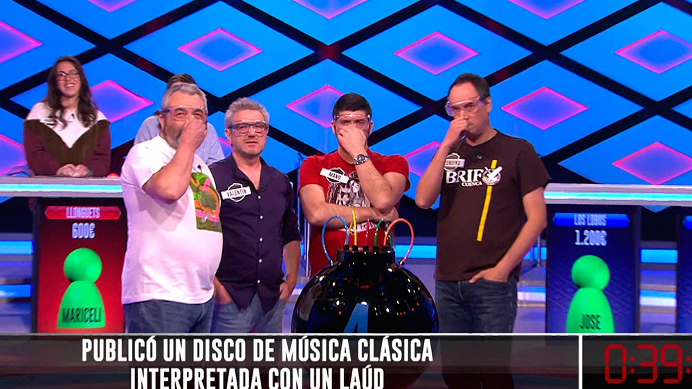 'Los Lobos' se despistan con una pregunta musical 'Los Lobos' se despistan con una pregunta musical