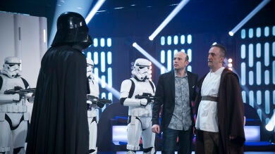 Santi Rodríguez nos sumerge en ‘Star Wars’ para luchar contra el lado oscuro como Los Jedis en 'Hipnotízame'