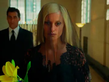 Así es 'Versace', la serie sobre el asesinato del diseñador Gianni Versace que se estrenará muy pronto en Antena 3 Así es 'Versace', la serie sobre el asesinato del diseñador Gianni Versace que se estrenará muy pronto en Antena 3