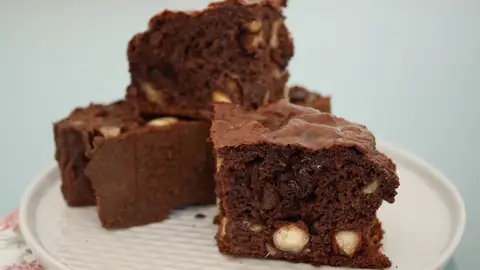 Este bizcocho de chocolate es, encima, sano. Menuda maravilla.