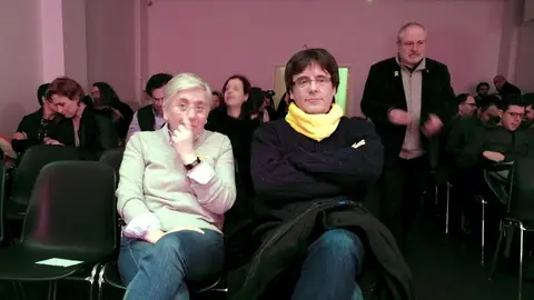 Ponsatí junto a Puigdemont en un acto en Bruselas (Archivo) Ponsatí junto a Puigdemont en un acto en Bruselas (Archivo)
