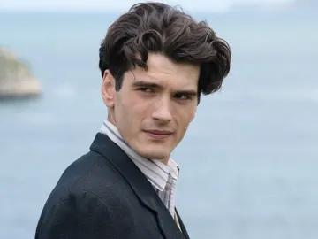 Yon González es Julio Olmedo en 'Gran Hotel' Yon González es Julio Olmedo en 'Gran Hotel'