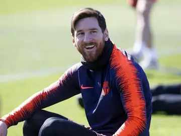 Messi, sonriente Messi, sonriente