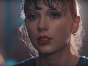 Taylor Swift en el vídeo de 'Delicate' Taylor Swift en el vídeo de 'Delicate'