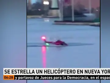Se estrella un helicóptero en Nueva York Se estrella un helicóptero en Nueva York