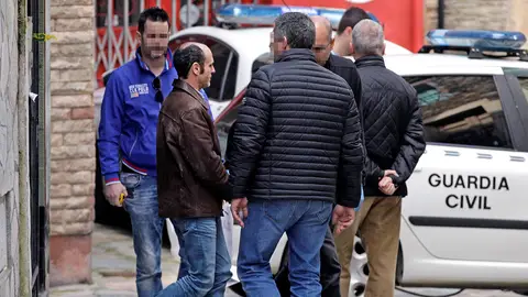 La Guardia Civil registra la vivienda de Javier Ledo La Guardia Civil registra la vivienda de Javier Ledo