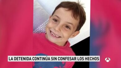 Ana Julia declara ante los agentes durante casi dos horas y se presta a 