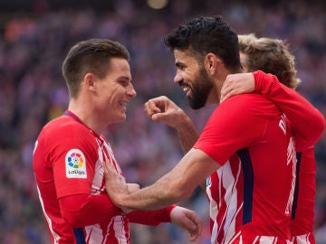 Los jugadores del Atlético celebran un gol