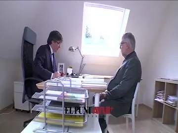 Puigdemont enseña el interior de su "casa de la república" de Waterloo Puigdemont enseña el interior de su "casa de la república" de Waterloo