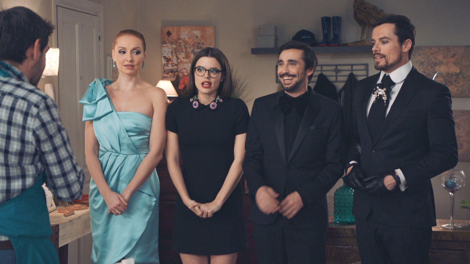 La desastrosa cena del &lsquo;Cuerpo de &Eacute;lite&rsquo; en casa de Elena que casi la deja al descubierto