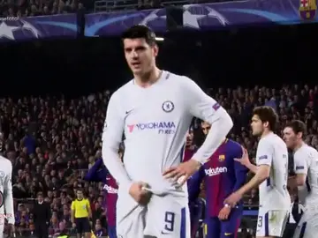 El gesto de Morata a la grada del Camp Nou: se tocó sus partes ante los cánticos de "¡eres muy malo!" El gesto de Morata a la grada del Camp Nou: se tocó sus partes ante los cánticos de "¡eres muy malo!"