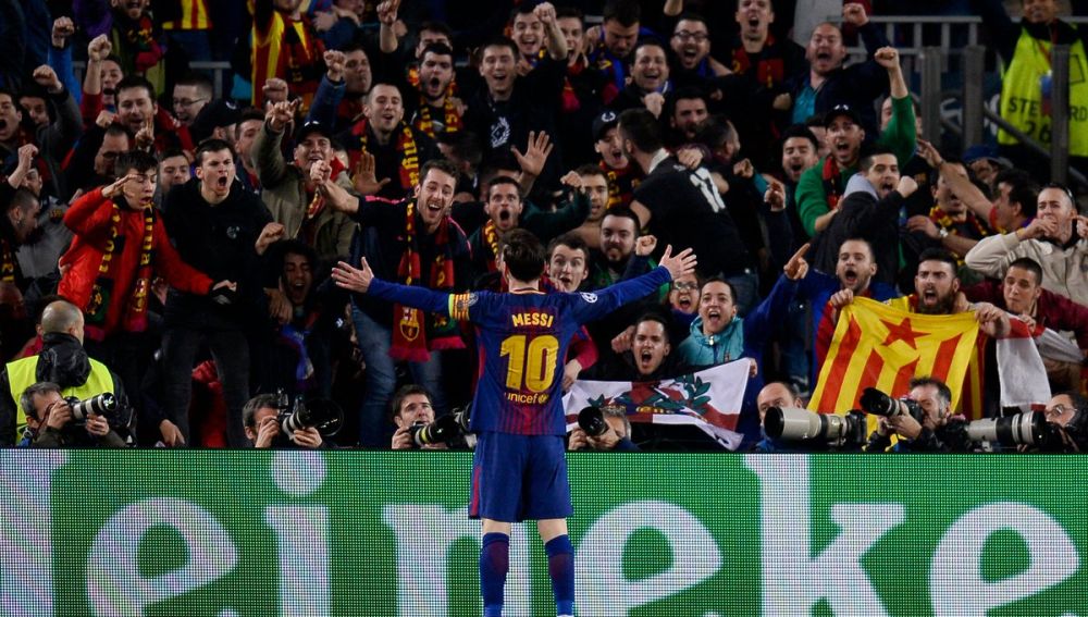 Messi celebra su segundo gol al Chelsea