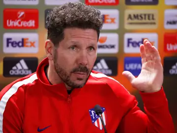 Simeone, en la rueda de prensa previa al partido contra el Lokomotiv Simeone, en la rueda de prensa previa al partido contra el Lokomotiv