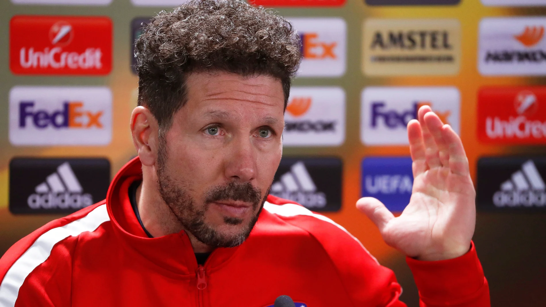 Simeone, en la rueda de prensa previa al partido contra el Lokomotiv Simeone, en la rueda de prensa previa al partido contra el Lokomotiv