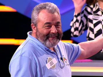 El divertido cortejo de una concursante con José de 'Los Lobos' en '¡Boom!' El divertido cortejo de una concursante con José de 'Los Lobos' en '¡Boom!'