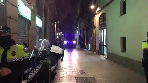 Cuatro detenidos y tres narcopisos desactivados en una nueva operación en el Raval de Barcelona Cuatro detenidos y tres narcopisos desactivados en una nueva operación en el Raval de Barcelona