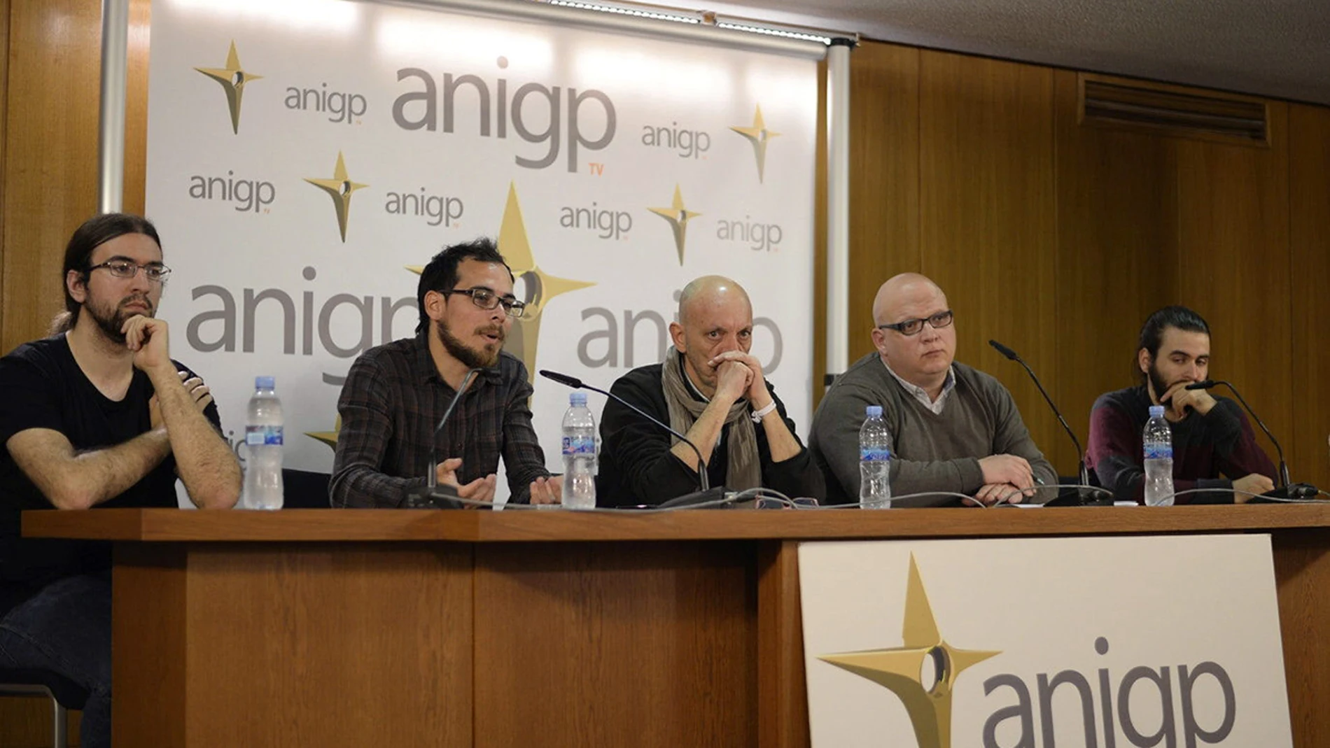 Imagen de la rueda de prensa con los fotoperiodistas Rodrigo García, Gabriel Pecot y Juan Ramón Robles Imagen de la rueda de prensa con los fotoperiodistas Rodrigo García, Gabriel Pecot y Juan Ramón Robles