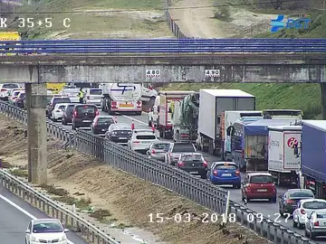 Cortada la autovía A-42 Cortada la autovía A-42