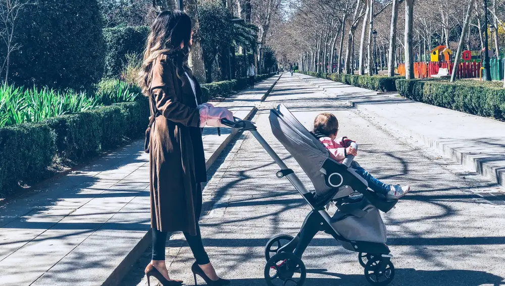 Nuestro carrito de Stokke en el que la pequeña de la casa va feliz y súper cómoda