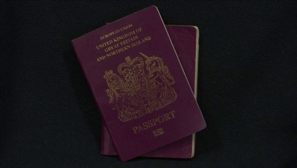 Critican que los pasaportes británicos se produzcan en Francia tras el "brexit"