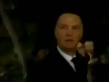 Van Gaal habla con un aficionado Van Gaal habla con un aficionado