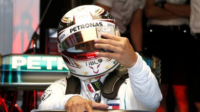 Espectacular pole de Lewis Hamilton en Australia con Sainz noveno y Alonso décimo