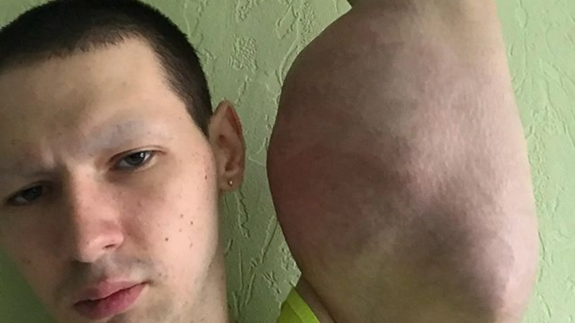 El 'popeye ruso' posa en su Instagram El 'popeye ruso' posa en su Instagram