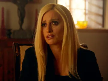 Donatella y Antonio, rotos de dolor, se muestran más distantes tras la muerte de Versace Donatella y Antonio, rotos de dolor, se muestran más distantes tras la muerte de Versace