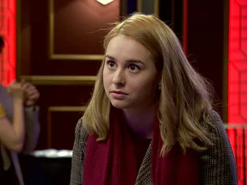 Luisita pondrá a María entre la espada y la pared Luisita pondrá a María entre la espada y la pared