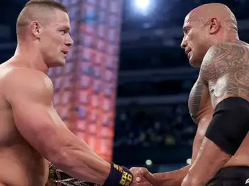 John Cena y Dwayne Johnson John Cena y Dwayne Johnson