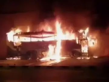 Mueren 20 personas en un accidente de autobús en el noroeste de Tailandia Mueren 20 personas en un accidente de autobús en el noroeste de Tailandia