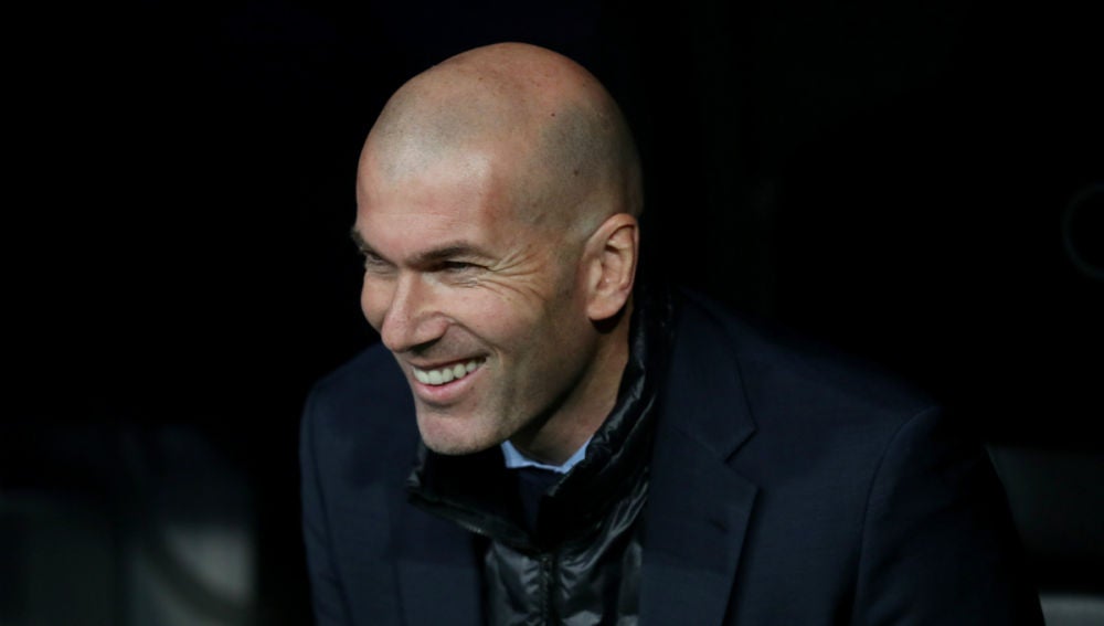 Zidane, sonriente