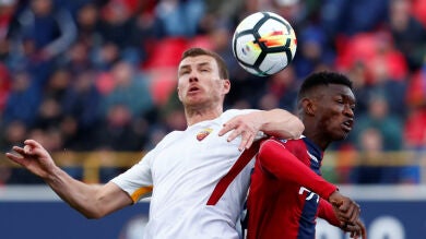 La Roma salva un punto ante el Bolonia pero teme por la lesión de Nainggolan