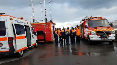 La búsqueda de la joven a la que arrastró un golpe de mar en A Coruña se retomará el domingo