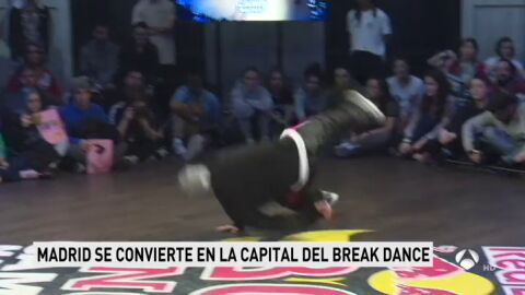 BREAKDANCE
