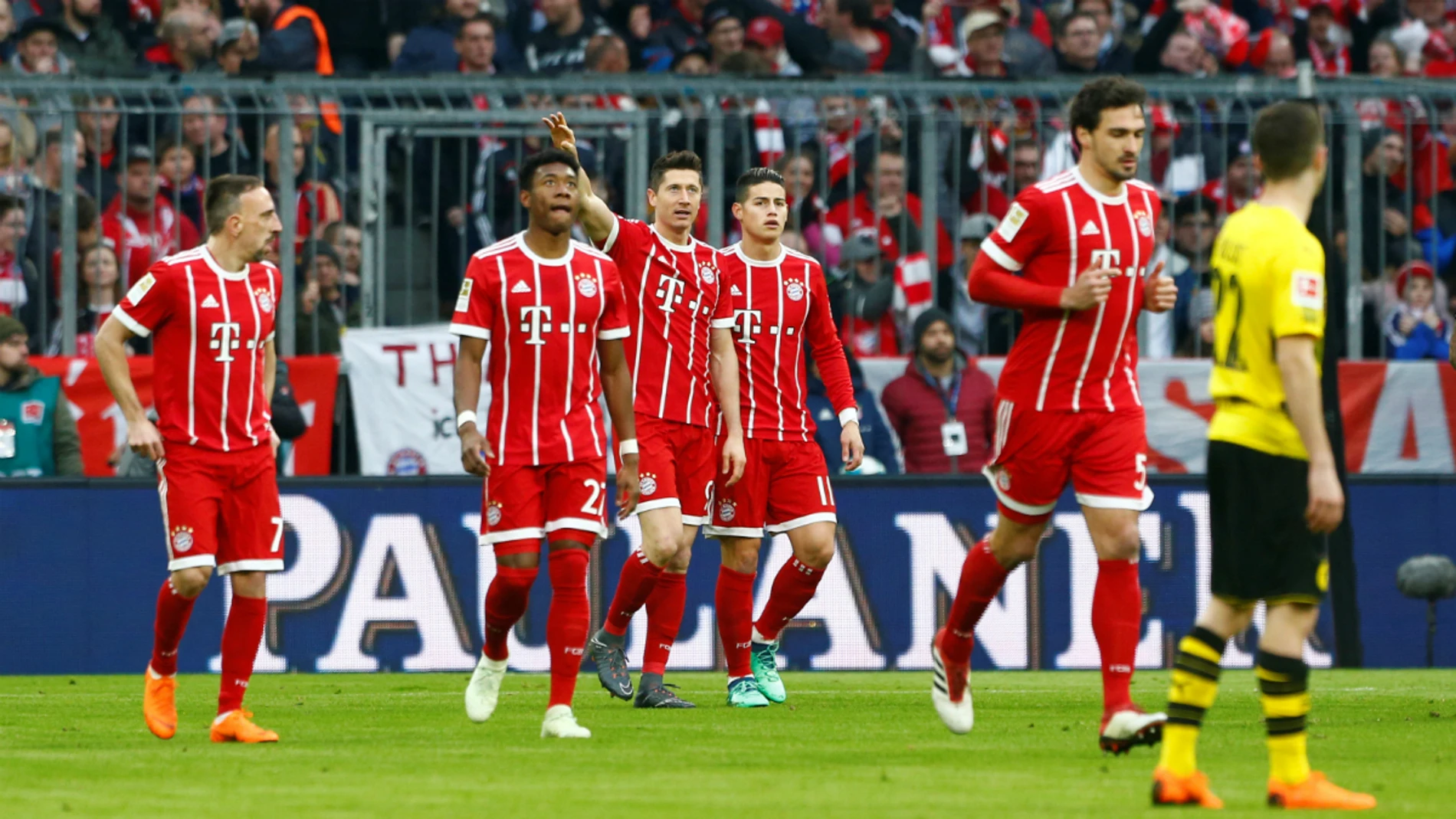 El Bayern celebra un gol ante el Borussia Dortmund El Bayern celebra un gol ante el Borussia Dortmund