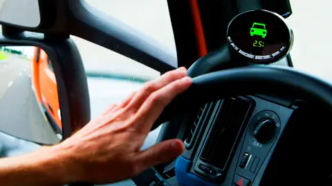 Imagen de archivo del interior de la cabina de un camión Imagen de archivo del interior de la cabina de un camión