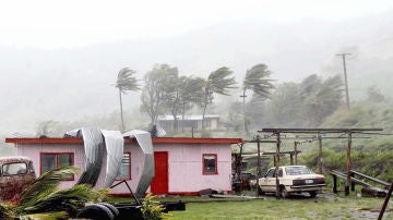 Al menos cuatro muertos por el paso del ciclón tropical Josie en Fiyi