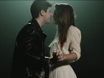 Amaia y Alfred en el videoclip de "Tu Canción" Amaia y Alfred en el videoclip de "Tu Canción"