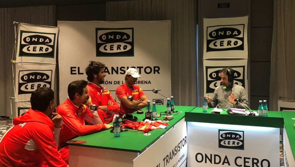 Equipo español de Copa Davis ante Alemania.