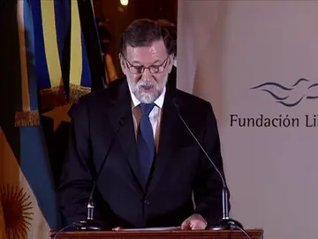 Rajoy llama a cooperar contra "mitos nacionalistas y populismos trasnochados" Rajoy llama a cooperar contra "mitos nacionalistas y populismos trasnochados"