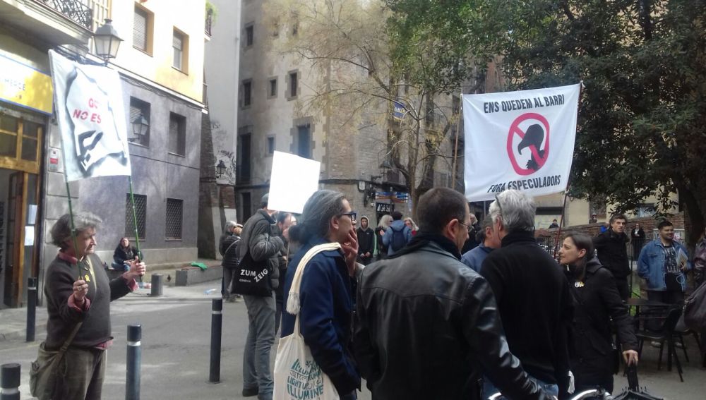 Protesta contra los narcopisos